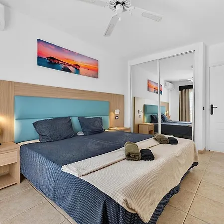 Daire Heated Pool & Ocean Views Cristianos Los Cristianos (Tenerife)