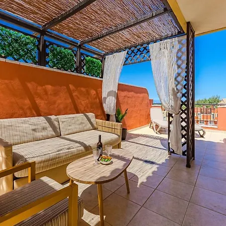 Daire Heated Pool & Ocean Views Cristianos Los Cristianos (Tenerife)